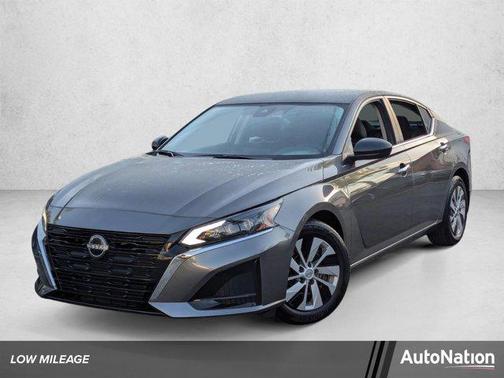 Gun Metallic 2025 Nissan Altima S FWD
