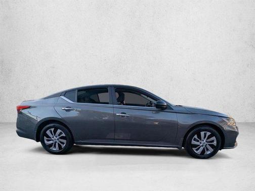 Gun Metallic 2025 Nissan Altima S FWD
