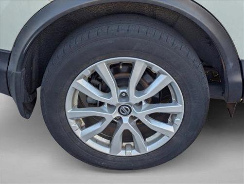 2020 Nissan Rogue Sport SV