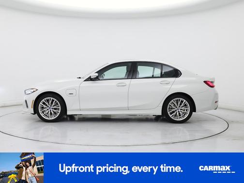 White 2023 BMW 330e