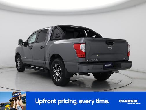 2023 Nissan Titan SV