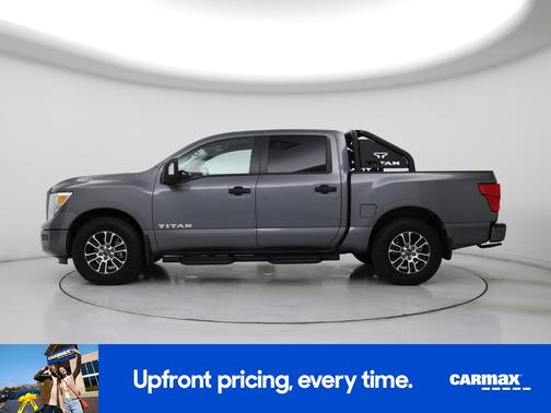 2023 Nissan Titan SV