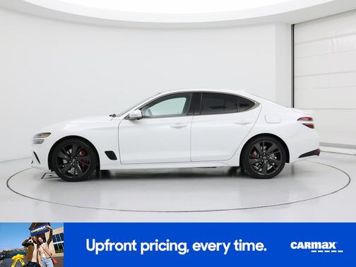 White 2022 Genesis G70 3.3T