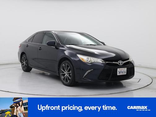 Green 2017 Toyota Camry XSE