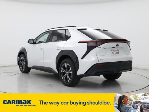 2025 Toyota bZ4X XLE