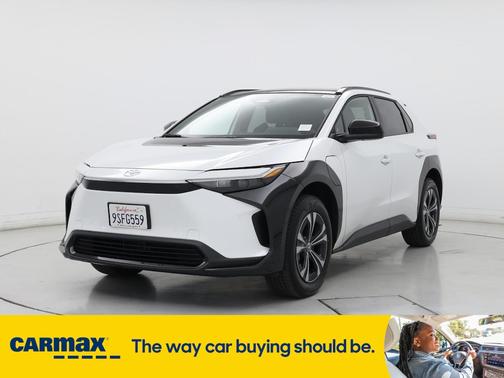 2025 Toyota bZ4X XLE