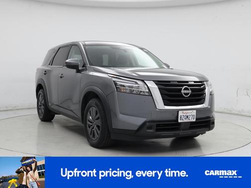 2022 Nissan Pathfinder S