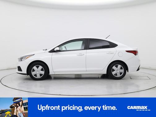 2022 Hyundai Accent SE