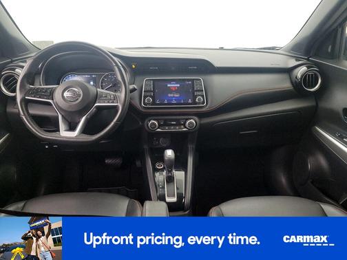 Blue 2019 Nissan Kicks SR