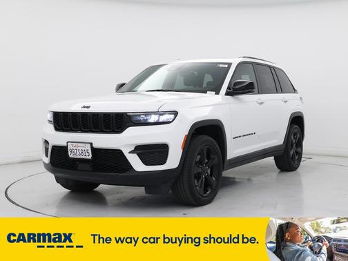 2022 Jeep Grand Cherokee Altitude
