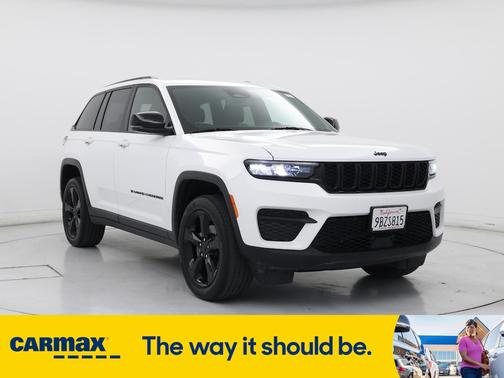 2022 Jeep Grand Cherokee Altitude