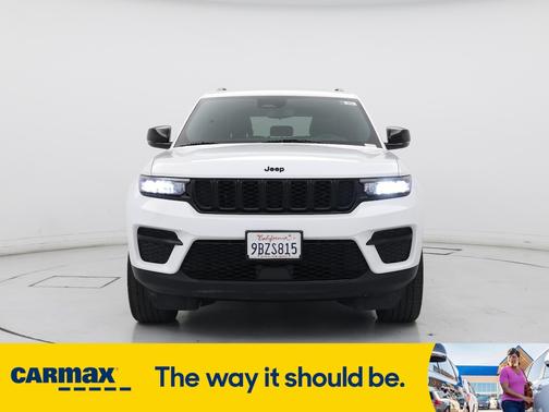 2022 Jeep Grand Cherokee Altitude