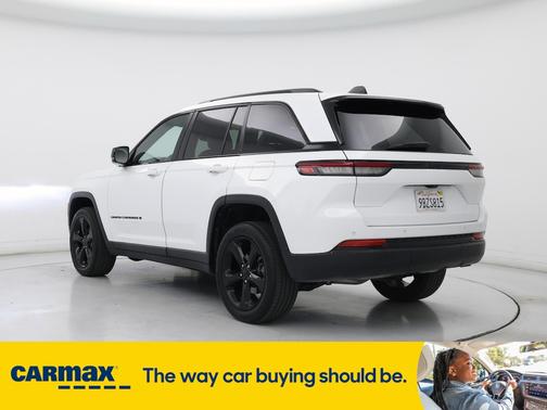 2022 Jeep Grand Cherokee Altitude