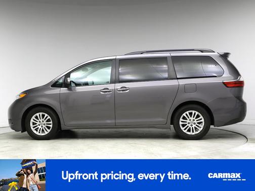 2017 Toyota Sienna XLE
