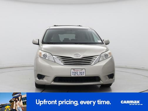 2017 Toyota Sienna LE