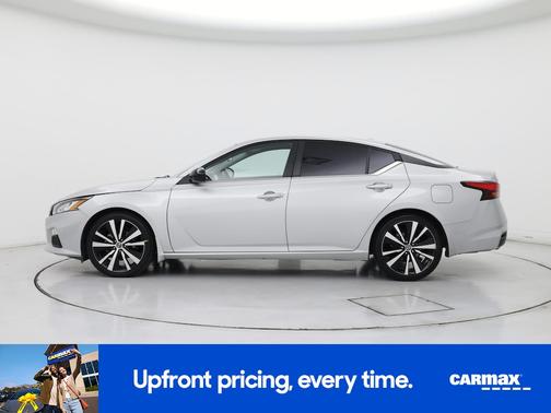 2022 Nissan Altima SR