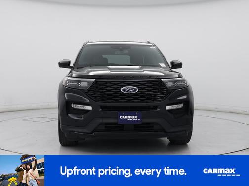 Black 2022 Ford Explorer ST-Line