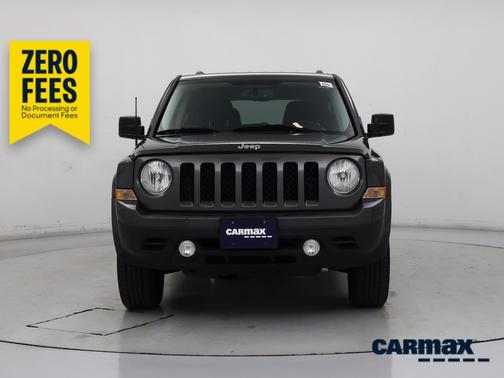 Gray 2016 Jeep Patriot Latitude