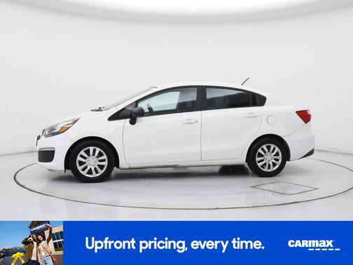 White 2017 Kia Rio LX