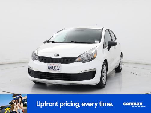 White 2017 Kia Rio LX