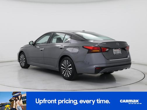 2023 Nissan Altima SV