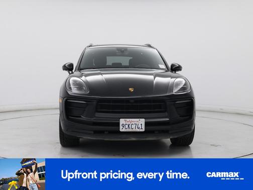 2022 Porsche Macan Base (PDK)