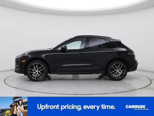 2022 Porsche Macan Base (PDK)