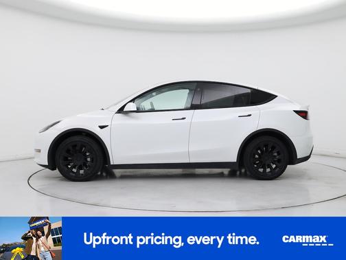 White 2024 Tesla Model Y Long Range