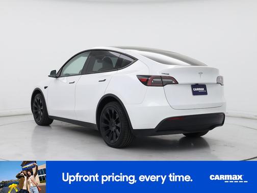 White 2024 Tesla Model Y Long Range