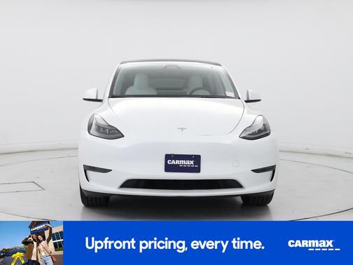 White 2024 Tesla Model Y Long Range