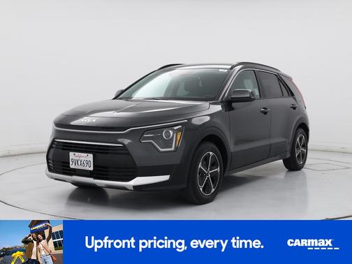 Gray 2025 Kia Niro EX