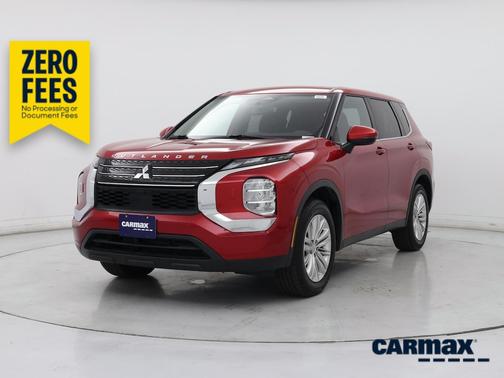 Red 2024 Mitsubishi Outlander ES