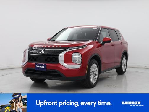 Red 2024 Mitsubishi Outlander ES