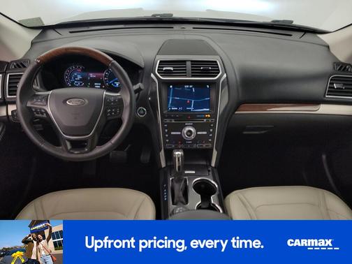 Silver 2017 Ford Explorer Platinum