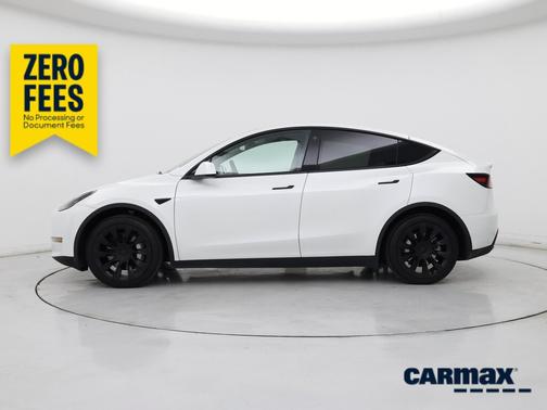 White 2023 Tesla Model Y Long Range