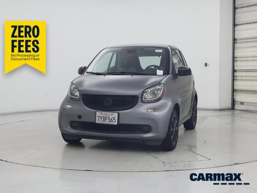 Gray 2016 smart ForTwo Passion