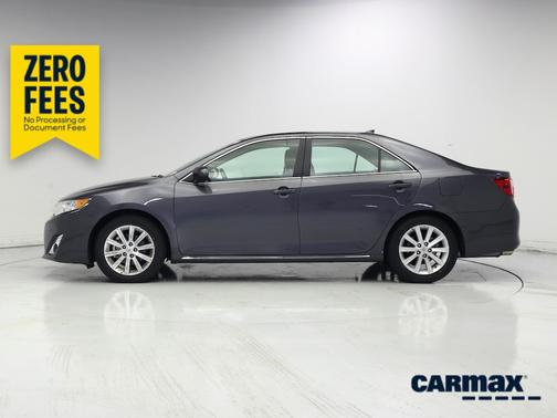 Gray 2014 Toyota Camry XLE