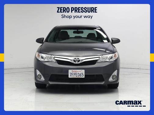 Gray 2014 Toyota Camry XLE