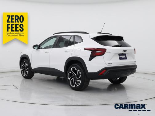 White 2025 Chevrolet Trax 2RS