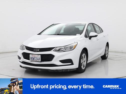 White 2018 Chevrolet Cruze LS