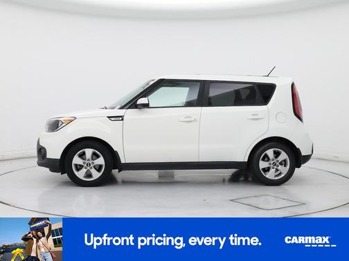 White 2019 Kia Soul