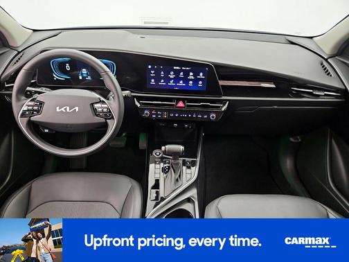 Green 2023 Kia Niro EX Touring