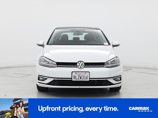 2019 Volkswagen Golf SE
