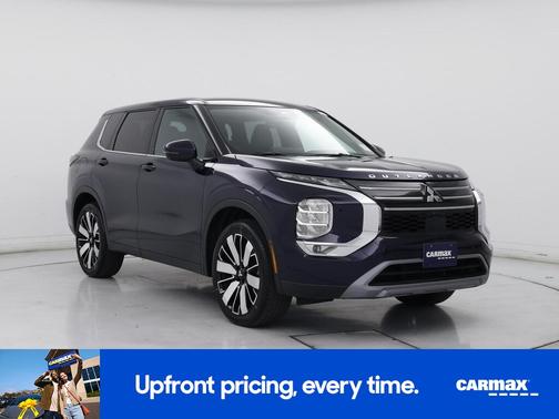 Blue 2025 Mitsubishi Outlander SE
