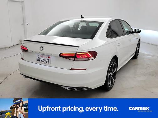 2020 Volkswagen Passat R-Line