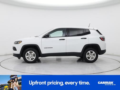 White 2022 Jeep Compass Sport