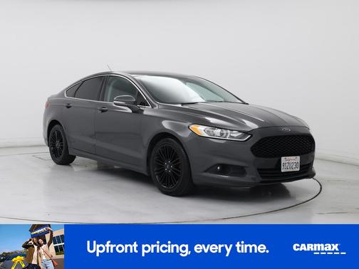 Gray 2016 Ford Fusion SE