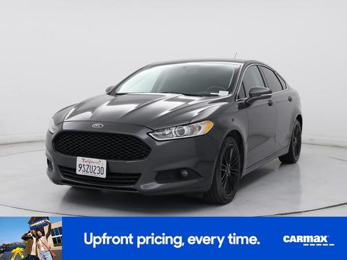 Gray 2016 Ford Fusion SE