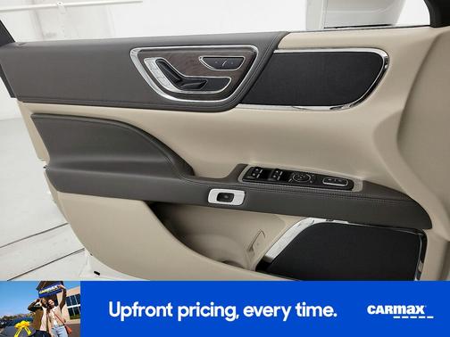 2018 Lincoln Continental Select