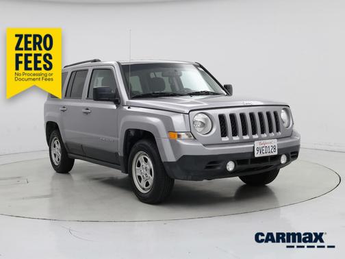 Silver 2017 Jeep Patriot Latitude